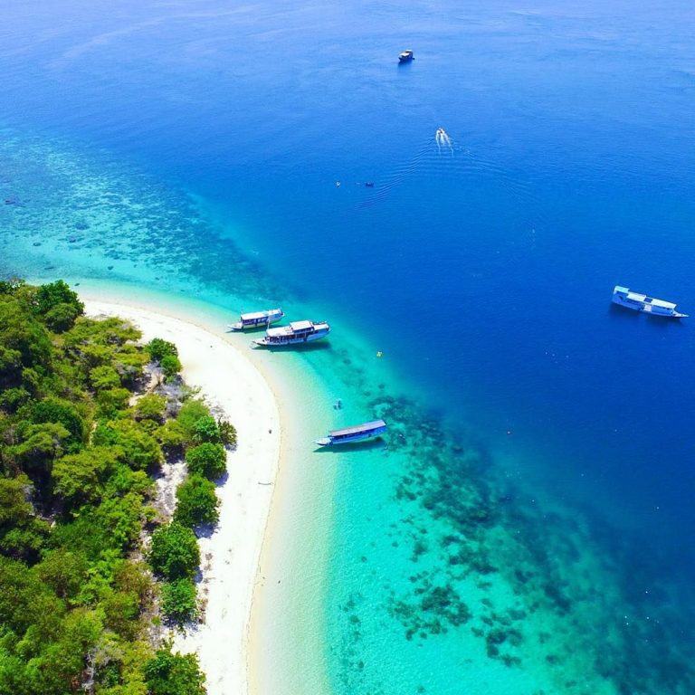 Pesona Pulau Bidadari Labuan Bajo, Cantiknya Bak Bidadari yang Memikat Hati